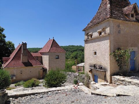   Propriété de caractère sur le Causse de Labastide-Murat – 10 hectares de nature et piste d'atterrissage privée Maison - 5 pièce(s) - 180 m²