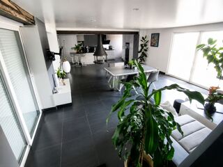  Maison à vendre 6 pièces 219 m²