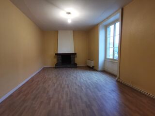  Appartement à louer 3 pièces 89 m² Nontron