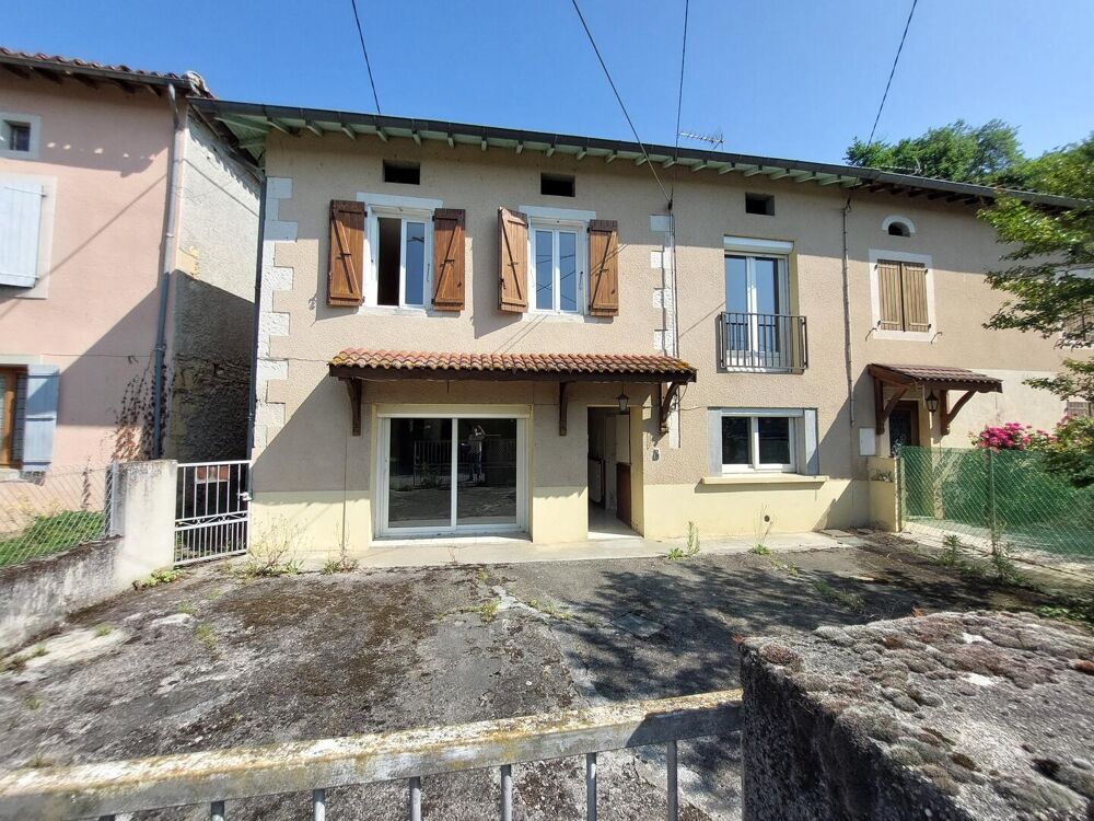 SAINT MARTORY Proche, Maison de village à finir de rénover avec cour et dépendances