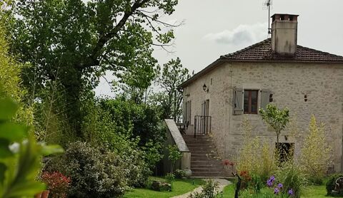   Propri�t� .Gite et Chambres d'hotes . Cahors / Saint Cirq Lapopie Maison - 11 pi�ce(s) - 300 m�