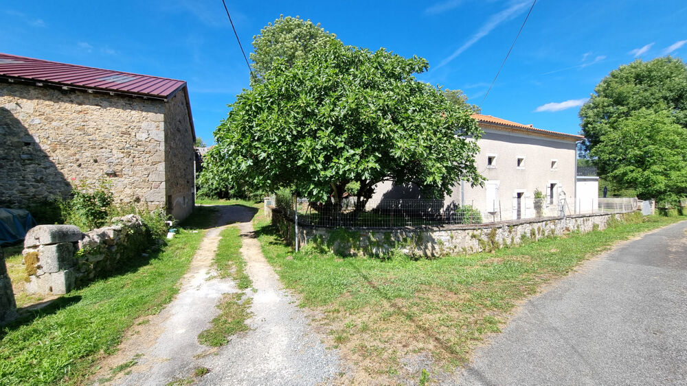 Maison de campagne en fin de village
