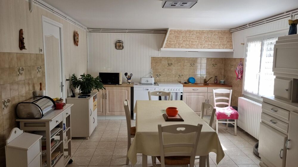 Maison en parfait état, 2 logements,
