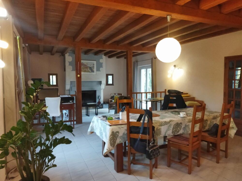 Cahors à 10 mn , confortable propriété sur terrain de 1 ha