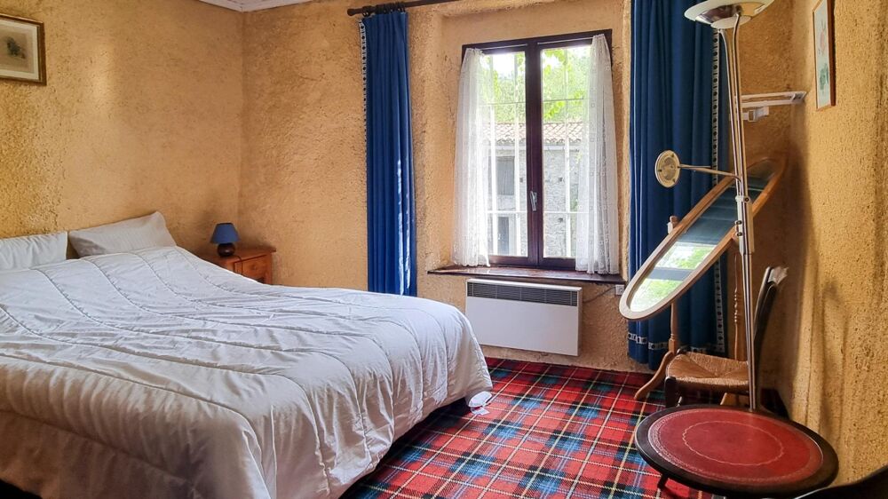  vendre  Maison Peyrefitte-du-Razs (11230)