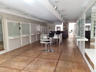  Maison � vendre 3 pi�ces 300 m�