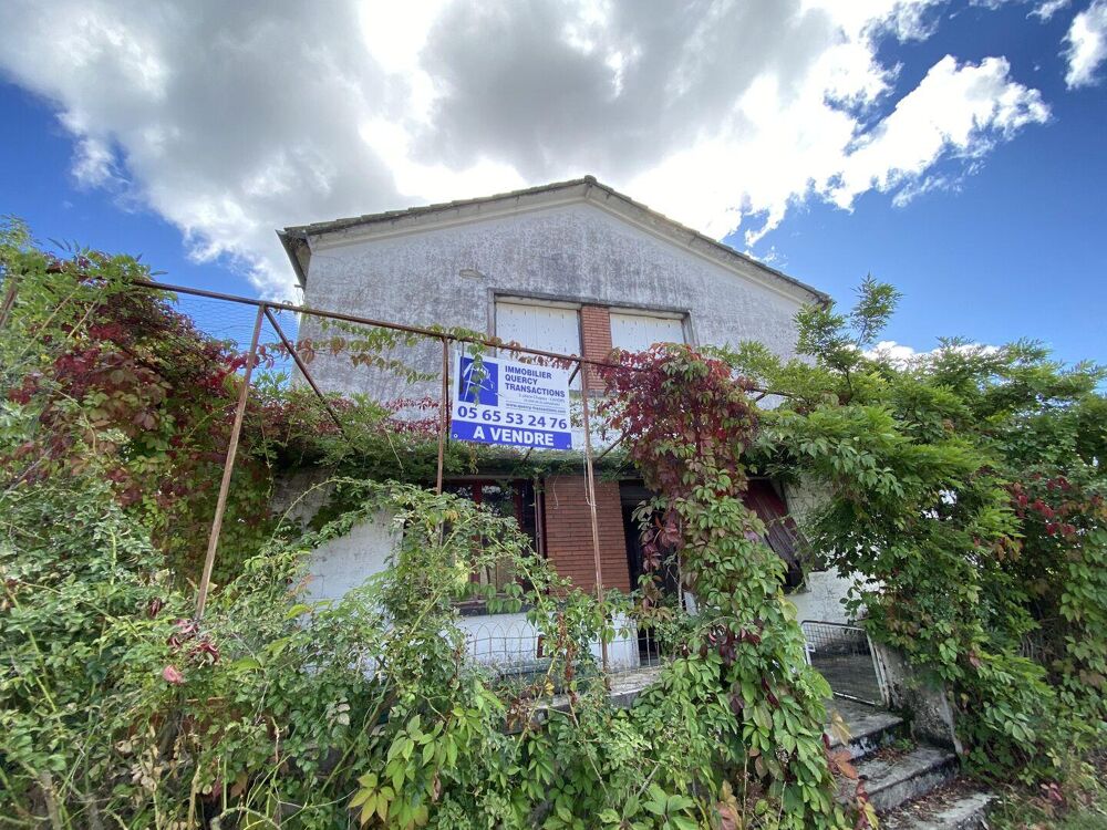 MAISON A RENOVER DE 132 M² AU COEUR DU VILLAGE DE SAUZET