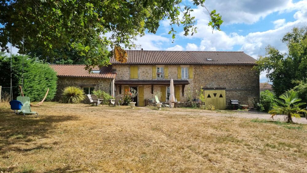 Maison 6 pièces 170 m² · à Abjat-sur-Bandiat · 170 m² · 243 000 €