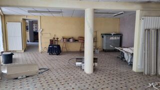  Immeuble  vendre 2 pices 150 m