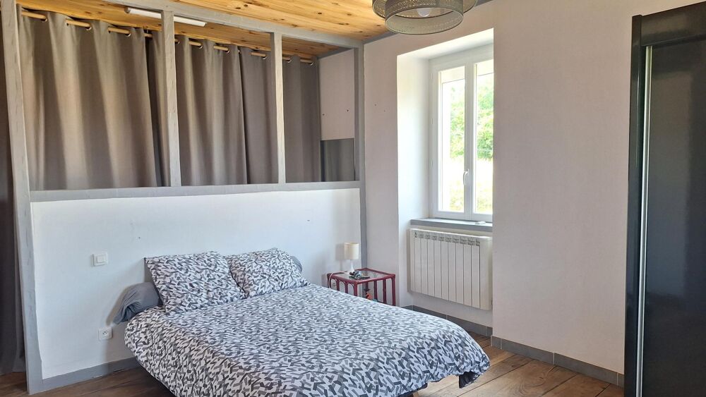 Vente Maison Maison proche commerces Piegut-pluviers