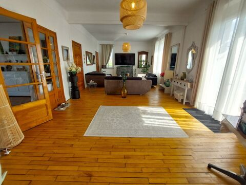  Maison à vendre 6 pièces 218 m²