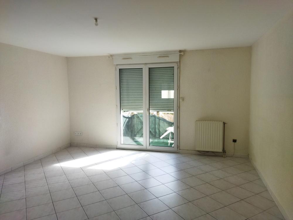 Cahors , Appartement deux chambres et parking