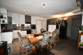  Maison � vendre 8 pi�ces 201 m�