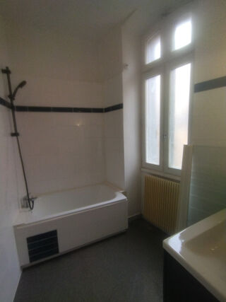  Appartement � vendre 5 pi�ces 99 m�