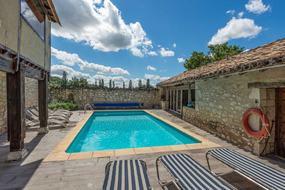 à vendre  Maison Montcuq (46800)