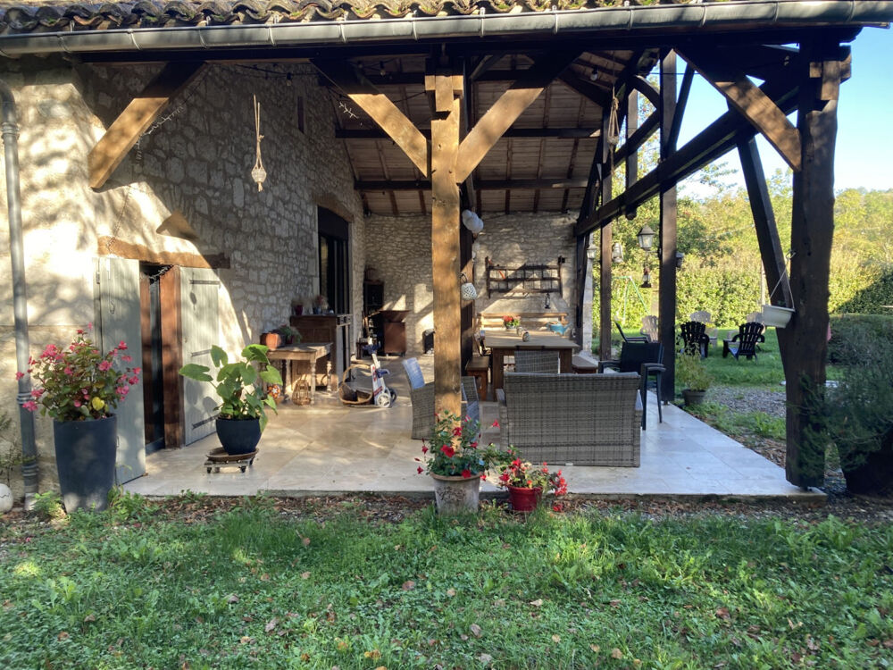 à vendre  Maison Montcuq (46800)