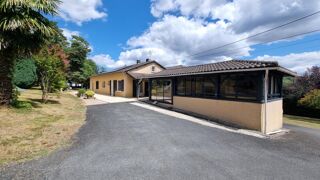 Vente Maison Vaste habitation avec dependances Saint-martial-de-valette