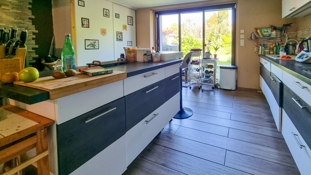 Vente Maison Charmante Maison de Village de 3 Chambres avec Jardin et Terrasse sur le Toit Belveze-du-razes