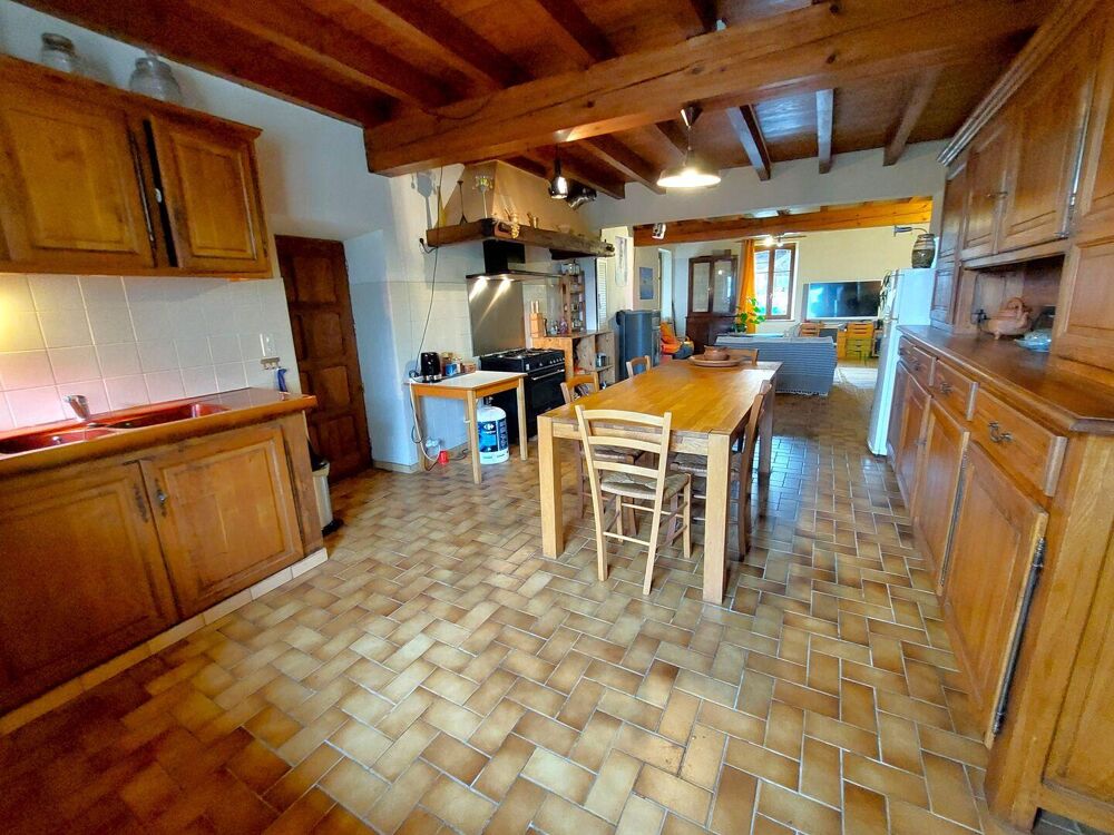 MAISON DE VILLAGE AVEC JARDIN PROCHE « SALIES DU SALAT »