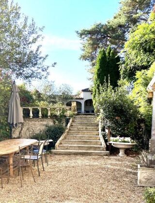  Maison � vendre 10 pi�ces 359 m�