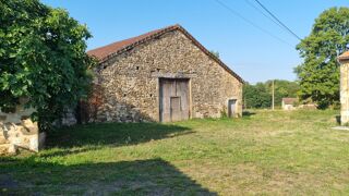  Remise / Grange � vendre 270 m� Saint-martin-le-pin