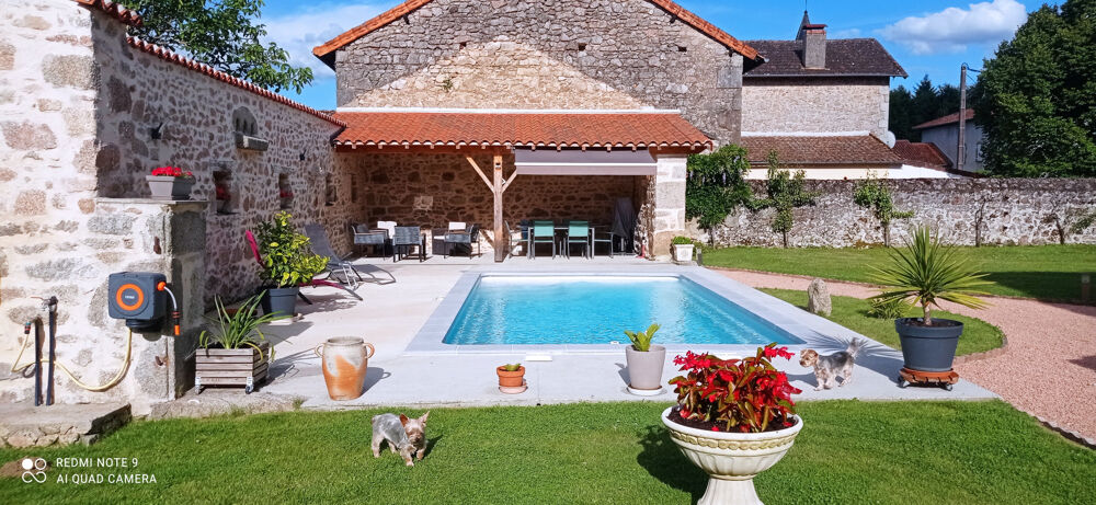 Vente Maison Propriété de caractère sur 4.4ha avec deux étangs Piegut-pluviers