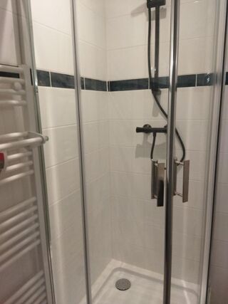  Immeuble à vendre 5 pièces 201 m²