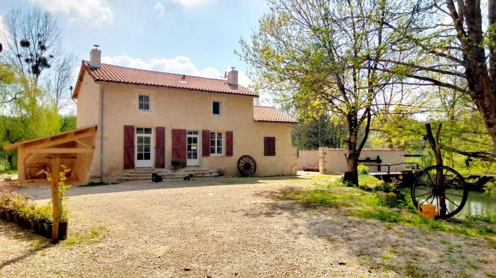 Vente Maison Charmant Moulin R�nov�, Parc, Bordure de Charente, 3 Chambres, Vienne Lizant