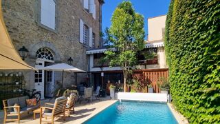  Maison  vendre 15 + pices 825 m