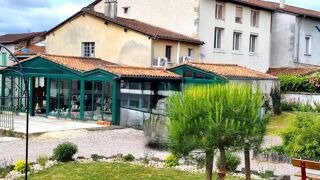  Immeuble  vendre 2 pices 150 m
