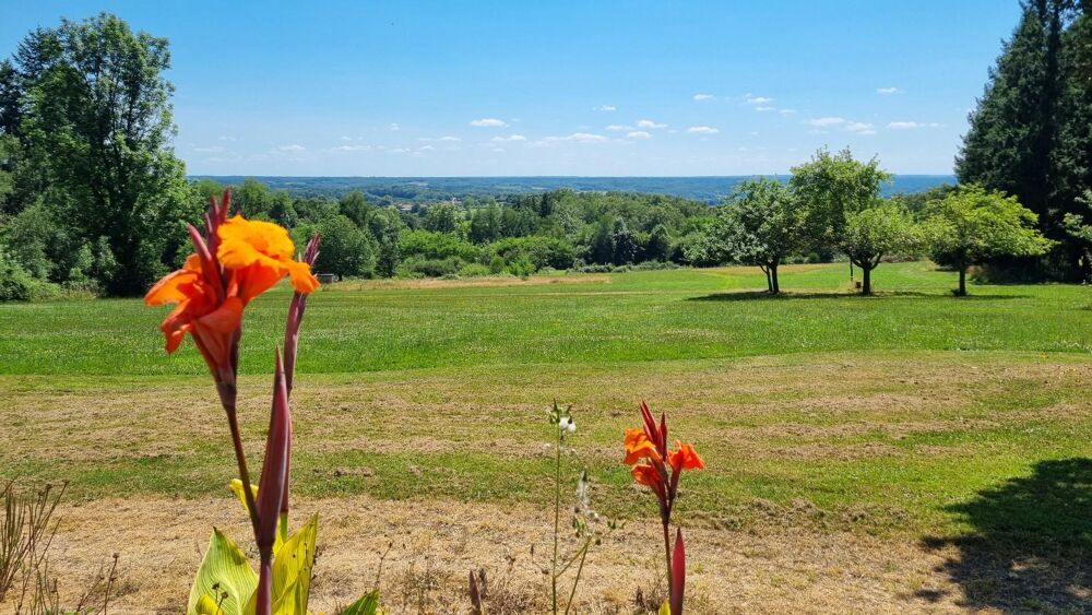 Vente Maison Vue imprenable pour cet ensemble de gîtes et habitation Champs-romain