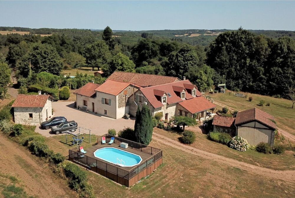 Vue imprenable pour cet ensemble de gîtes et habitation