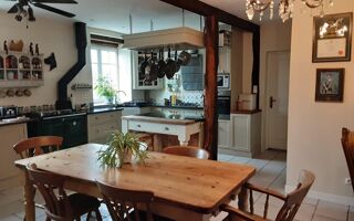  Maison  vendre 9 pices 218 m