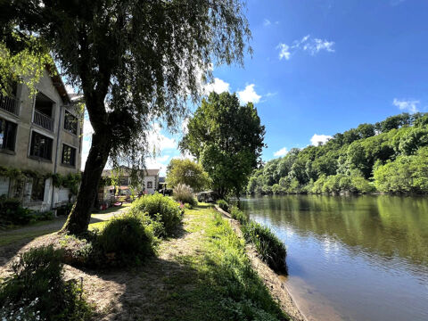   Imposant Complexe Immobilier, Potentiel Revenu, Calme et D�tente en Bord de la Vienne Maison - 4 pi�ce(s) - 173 m�