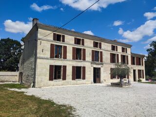  Maison  vendre 10 pices 465 m