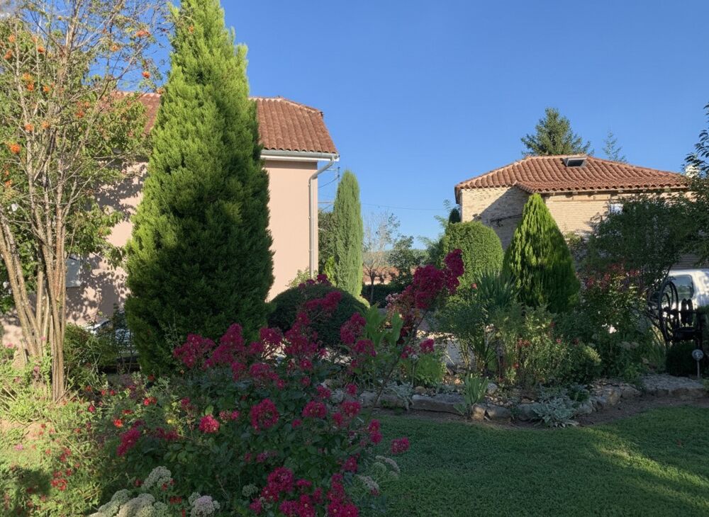 Vente Maison Cahors à 15 Mn propriété de caractère avec gite et piscine. Cahors