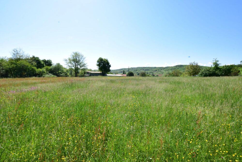 Vente Terrain TERRAIN DE 2035 M² BIEN EXPOSE SECTEUR 