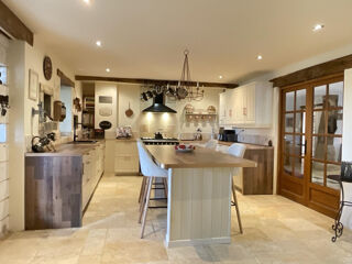  Maison � vendre 9 pi�ces 231 m�