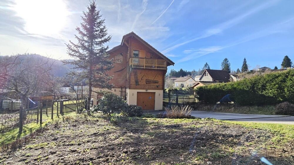 Vente Chalet Proche Grardmer. Chalet FINN IMPORT difi en  2003 avec belle vue dominante sur 1377 m de terrain clos Le tholy