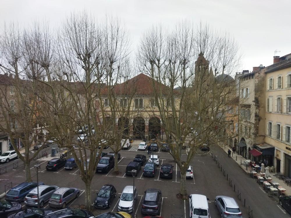 Cahors, centre ville, agréable appartement duplex