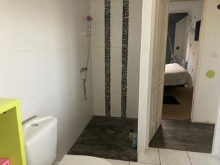  Maison  vendre 7 pices 240 m