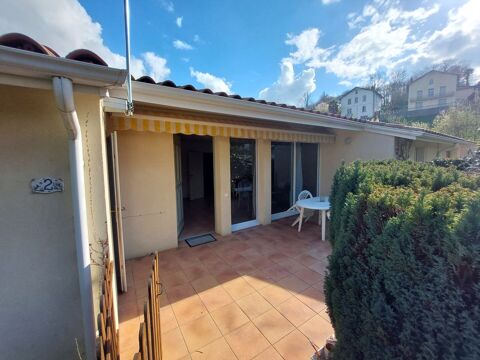   PLAIN-PIED DE 2007 DANS UNE RESIDENCE POUR SENIORS PROCHE TOUTES COMMODITES A PIEDS SECTEUR 