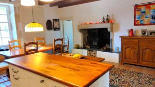  Maison  vendre 5 pices 205 m