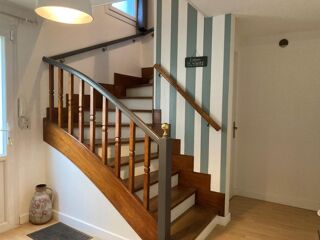  Maison � vendre 8 pi�ces 220 m�