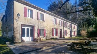  Maison � vendre 15 + pi�ces 450 m�