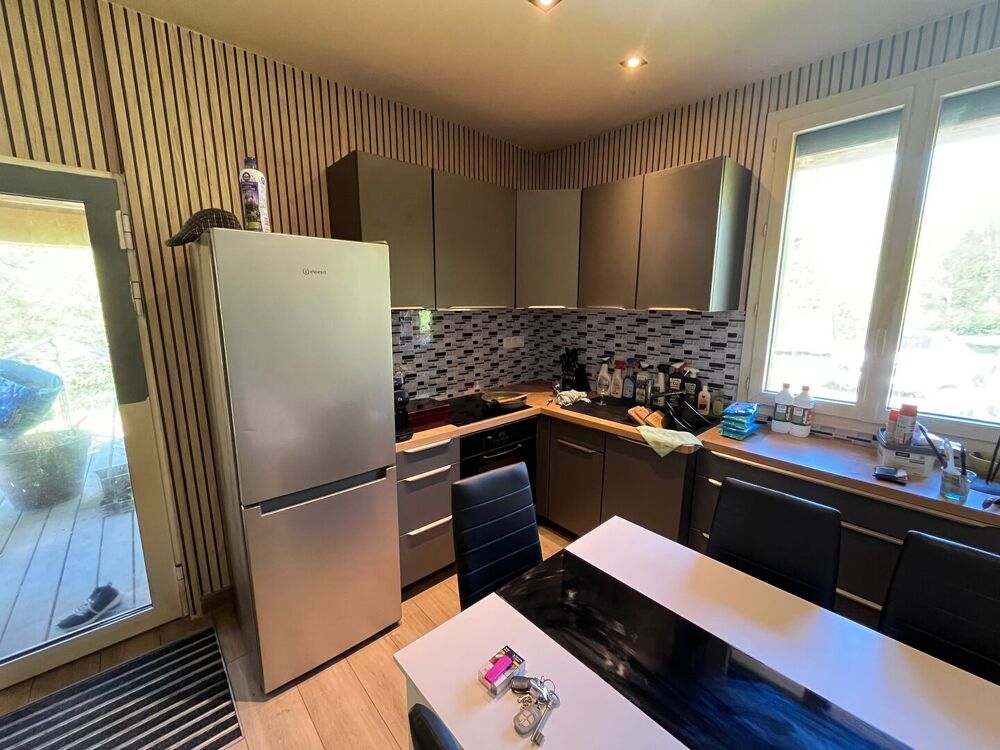 Vente Maison et au bord, coule une rivi�re.... Aspet