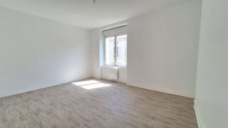  Appartement à louer 1 pièce 36 m²
