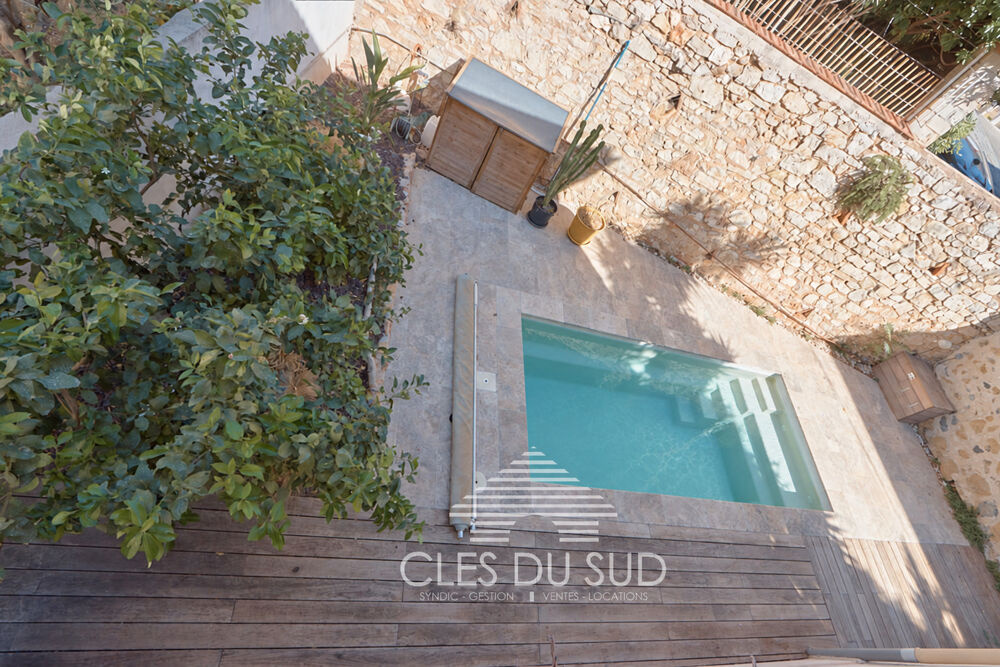 Maison de ville bourgeoise à vendre Toulon Claret-Valbourdin 5 chambres Piscine