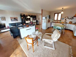  Maison  vendre 4 pices 101 m