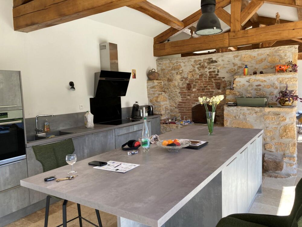 propriété sur 28.350 m² de terrain
